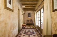 Western Cowboy Apartment *